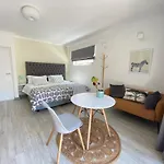 Ocean10 Guesthouse